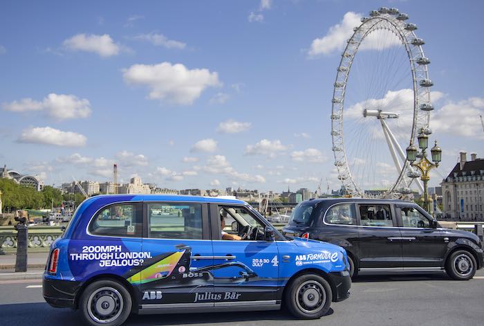 Drovo taxi campaign with Formula E in front of London eye